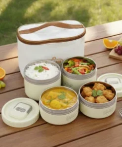 4 বাটি লাঞ্চ বক্স ও একটা এক্সটা ব্যাগ